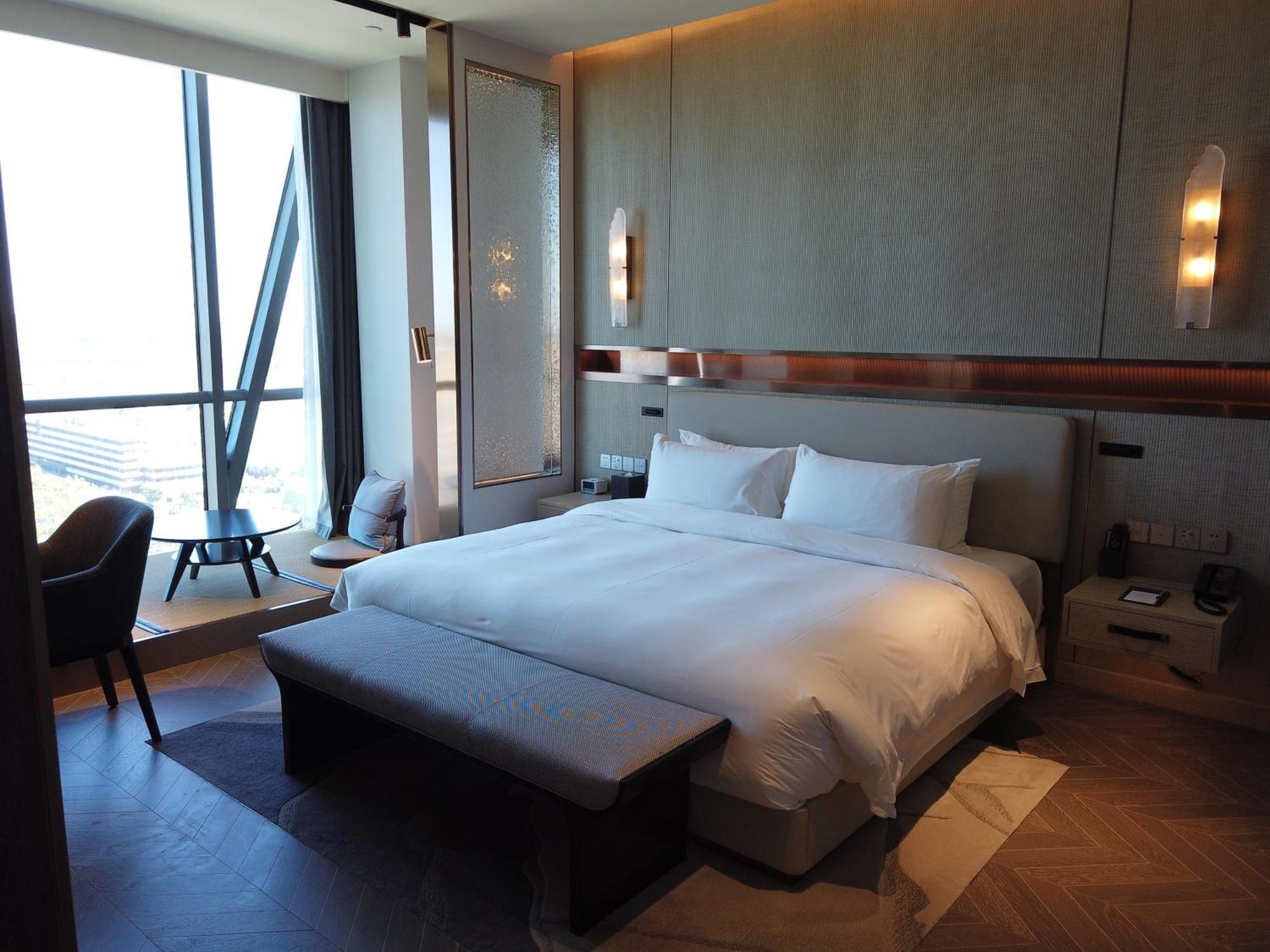 L+Snow Supreme Hotel Shanghai Bagian luar foto